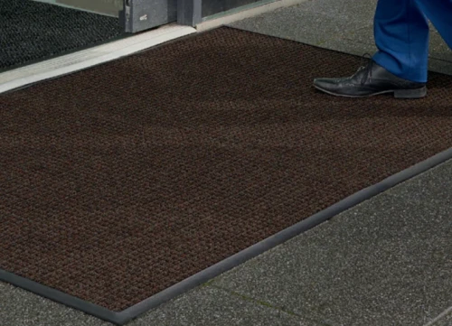 Water Horse Wycieraczka na śnieg błoto i błoto pośniegowe Białystok Podlaskie Podlasie.webp